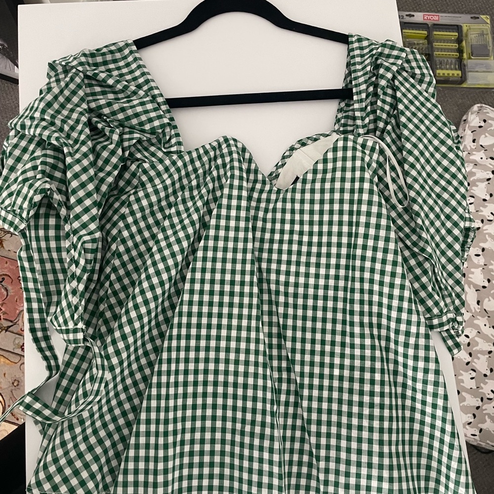 Alpha Omega green checkered top new with tags. Bustier top. Size small